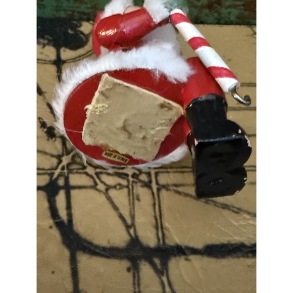 Christmas Wooden Self Stick 2 Stocking Hanger Holders Santa Vtg 1981 - Picture 6 of 11